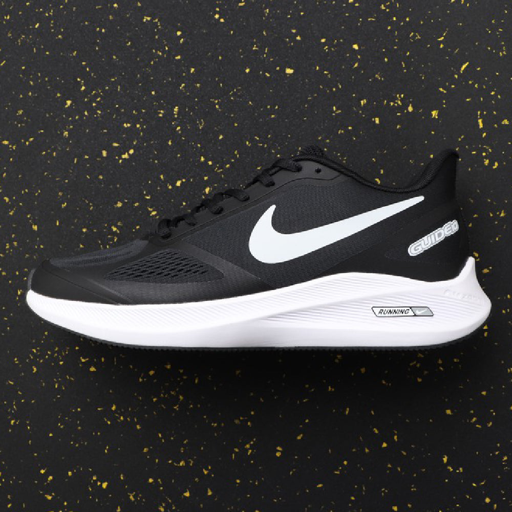 Nike Guide 10 Black White Running Shoes Sneakers EU45 Air Force 1 Footwear Guide 10 Nike Running Shoes Sneakers