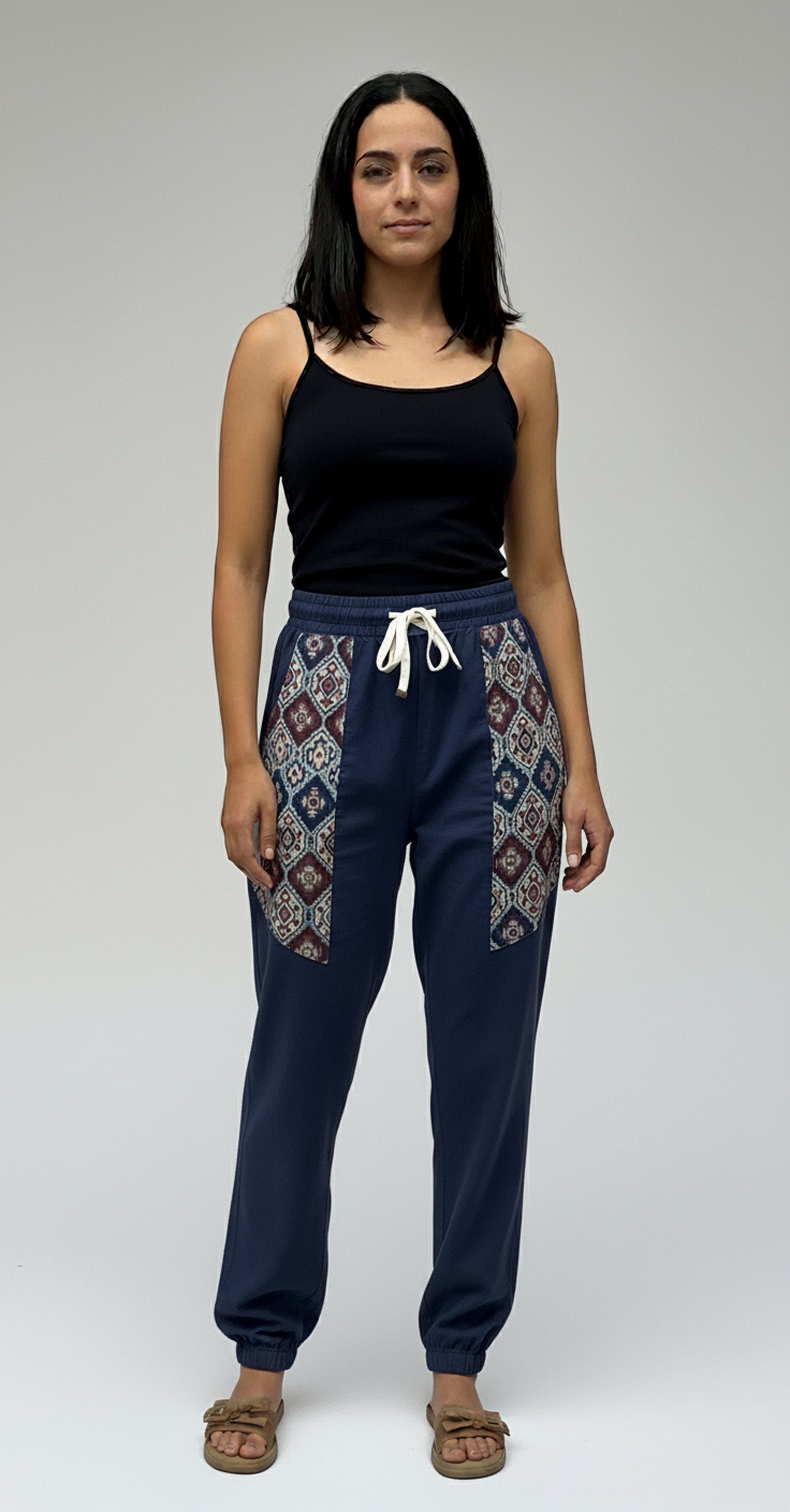 Casual Cotton Hopper Pants with Woven Pockets for Women