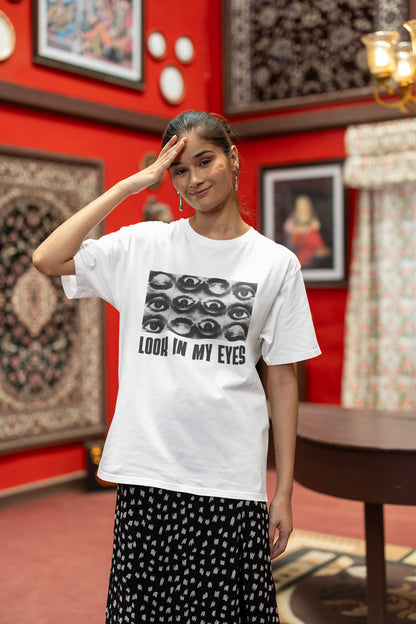 Entimessi Look in my Eyes - Unisex Oversized Cotton Graphic Printed T-Shirt Graphic T-shirts Casual Wear Cotton Graphic Tees Graphics Oversize Oversize T-shirts Printed Round Neck Short Sleeves T-shirts Top Unisex