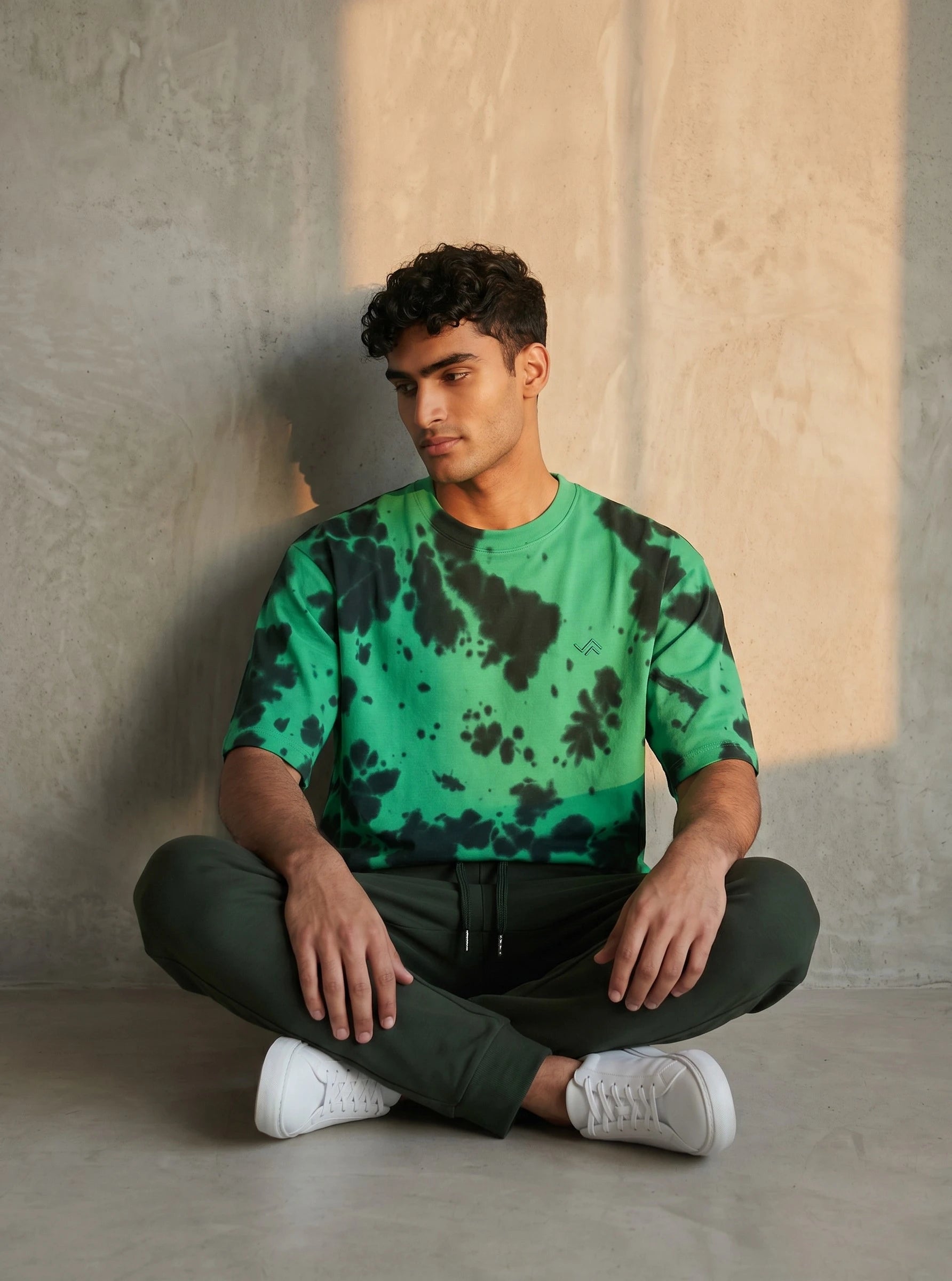 Entimessi Athleisure Set – Acid Green & Onyx Tie-Dye Oversized Tee + Bottle Green Jogger | Unisex Combo Athleisure Set 260 GSM Acid Green Athleisure Set Bundle Co-ord Co-ord Set Combo Cotton Entimessi Green & Black Loungewear Set Made in India Made to Order Matching Set Men new Oversized Streetwear Tee and Jogger Set Tee and Joggers Tie Dye Tie-Dye Set Tracksuit Set Unisex Women